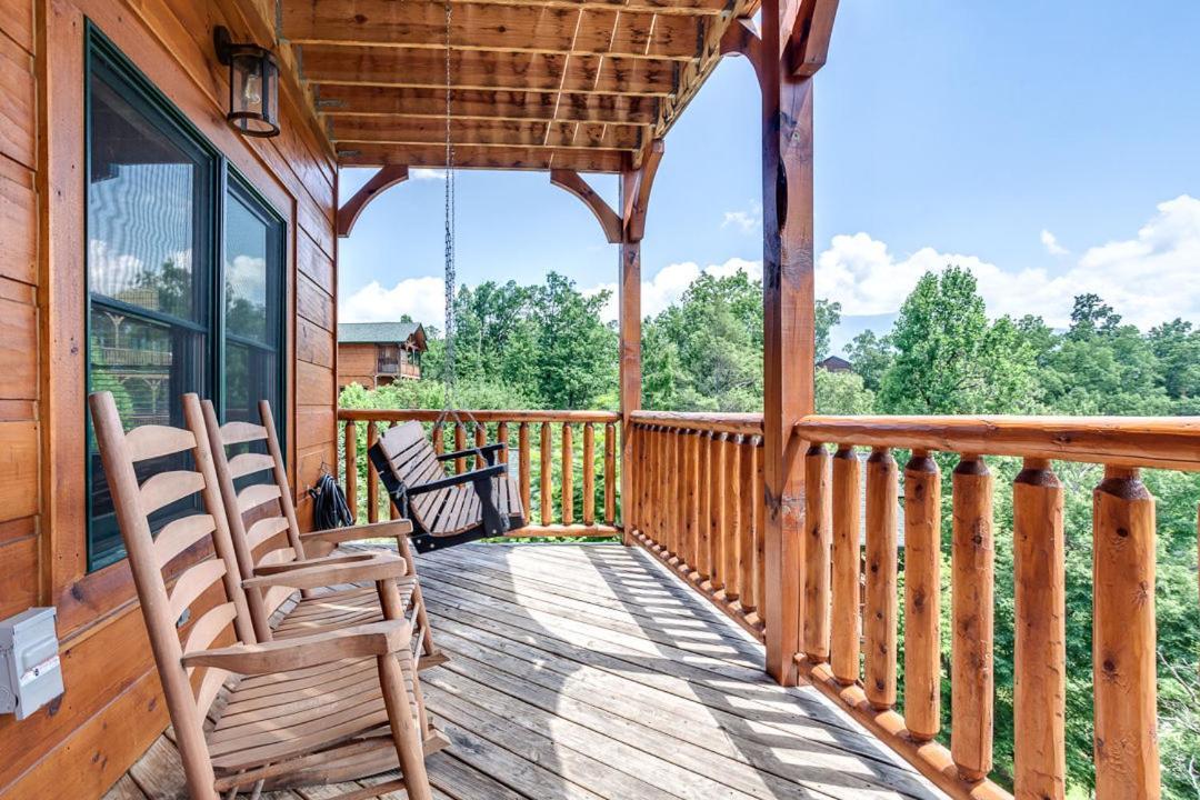 Gatlinburg Cabin With Private Hot Tub By Staycating المظهر الخارجي الصورة