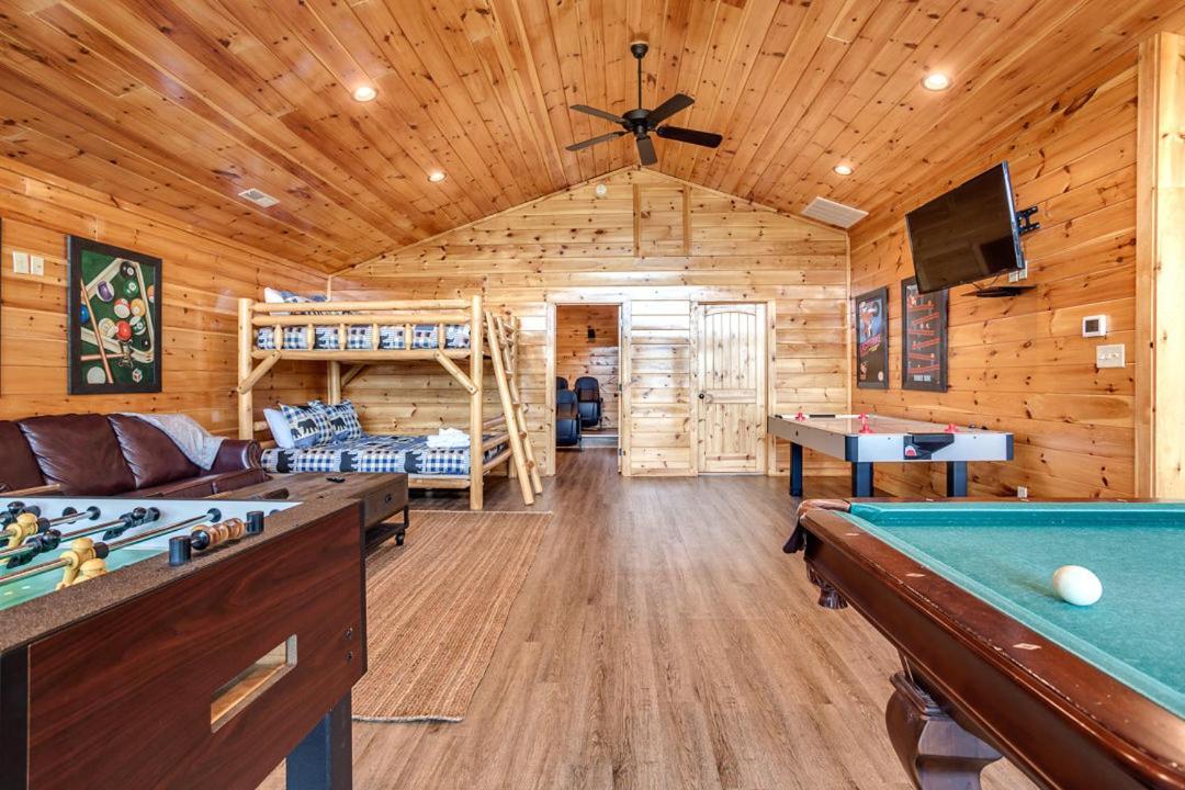 Gatlinburg Cabin With Private Hot Tub By Staycating المظهر الخارجي الصورة